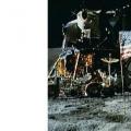 Američania na Mesiaci: mali by sme o tom ešte viac pochybovať?