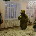 Egy újévi parti forgatókönyve a középső csoportba tartozó gyerekeknek, Masha and the Bear