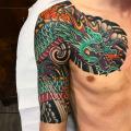Pánske tetovanie draka Náčrty tetovania draka na krku