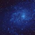 Защо звездите блестят в небето?